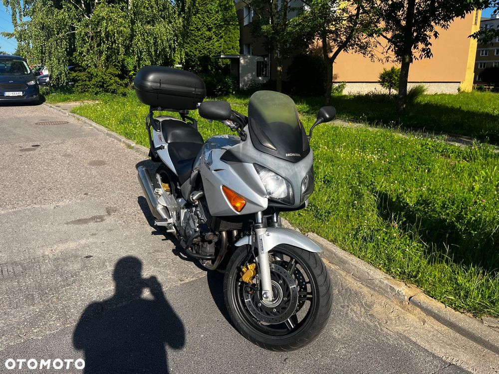 Honda CBF - 3