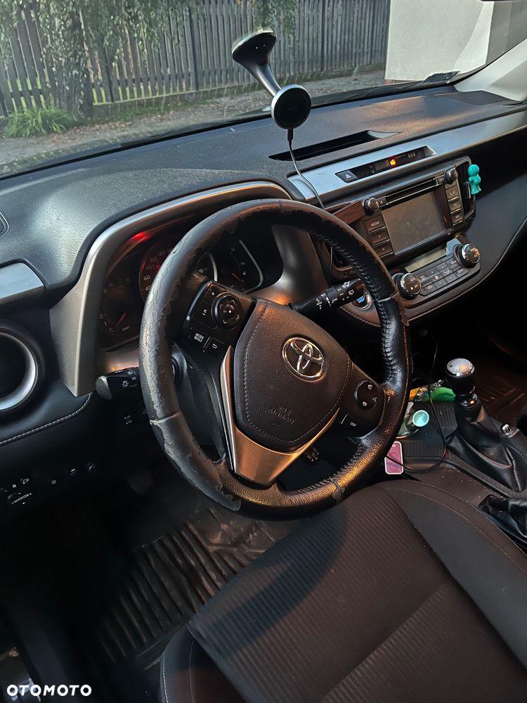 Toyota RAV4 2.0 Premium - 13