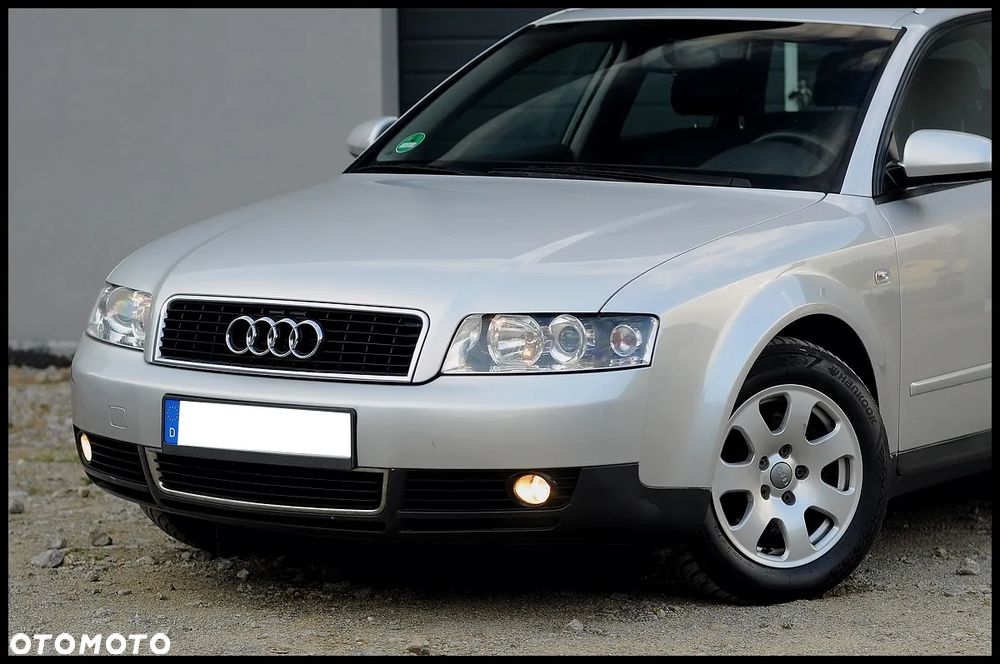 Audi A4 Avant 1.8T - 12
