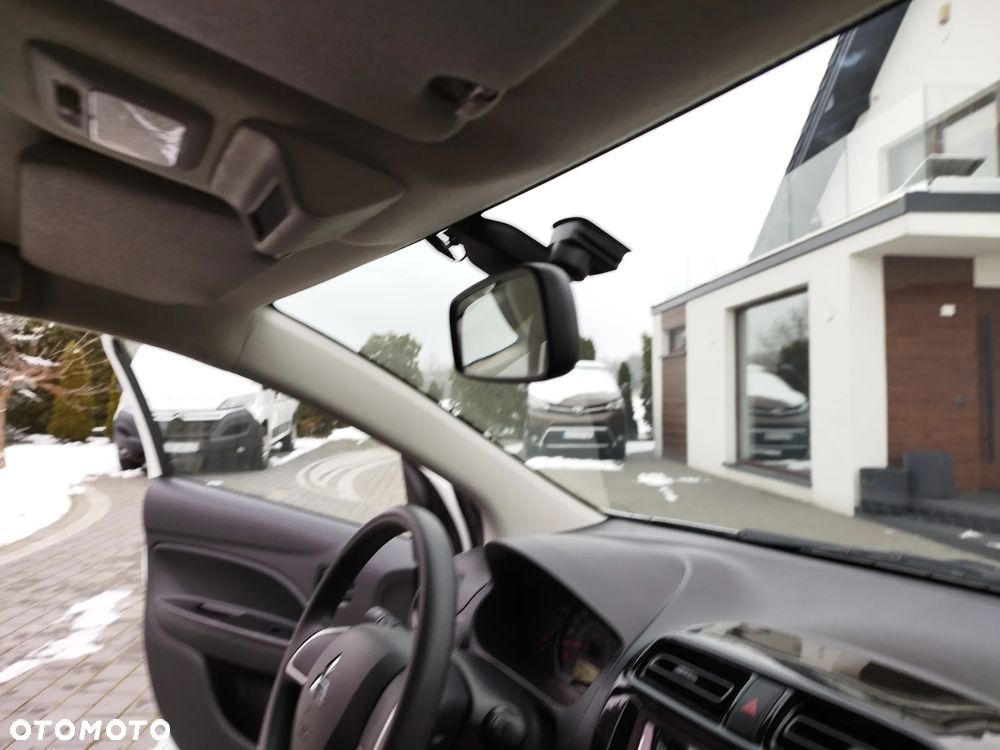 Mitsubishi Space Star 1.2 AS&G Invite SDA - 33