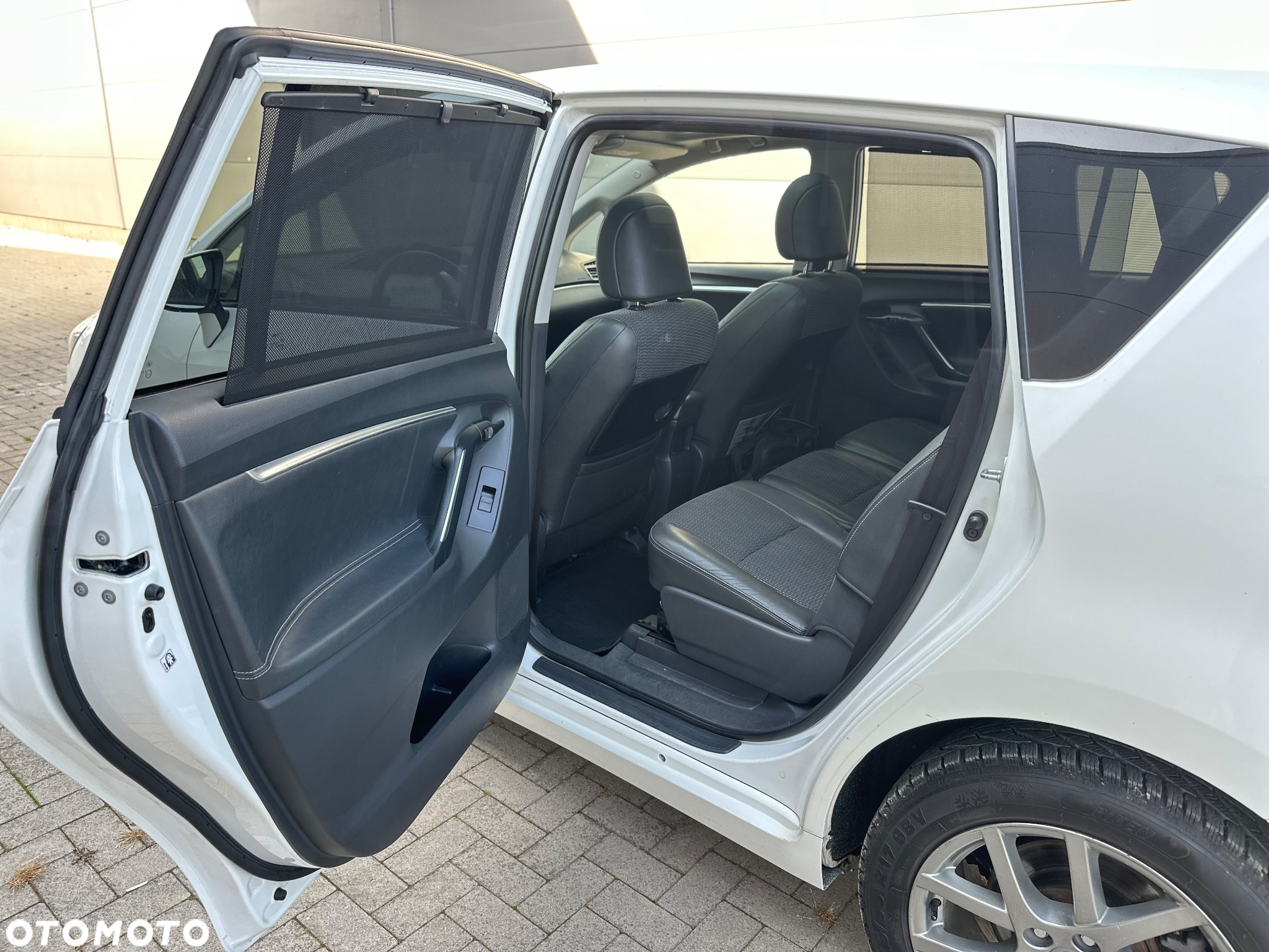 Toyota Verso 1.8 Premium 7os EU6 - 27