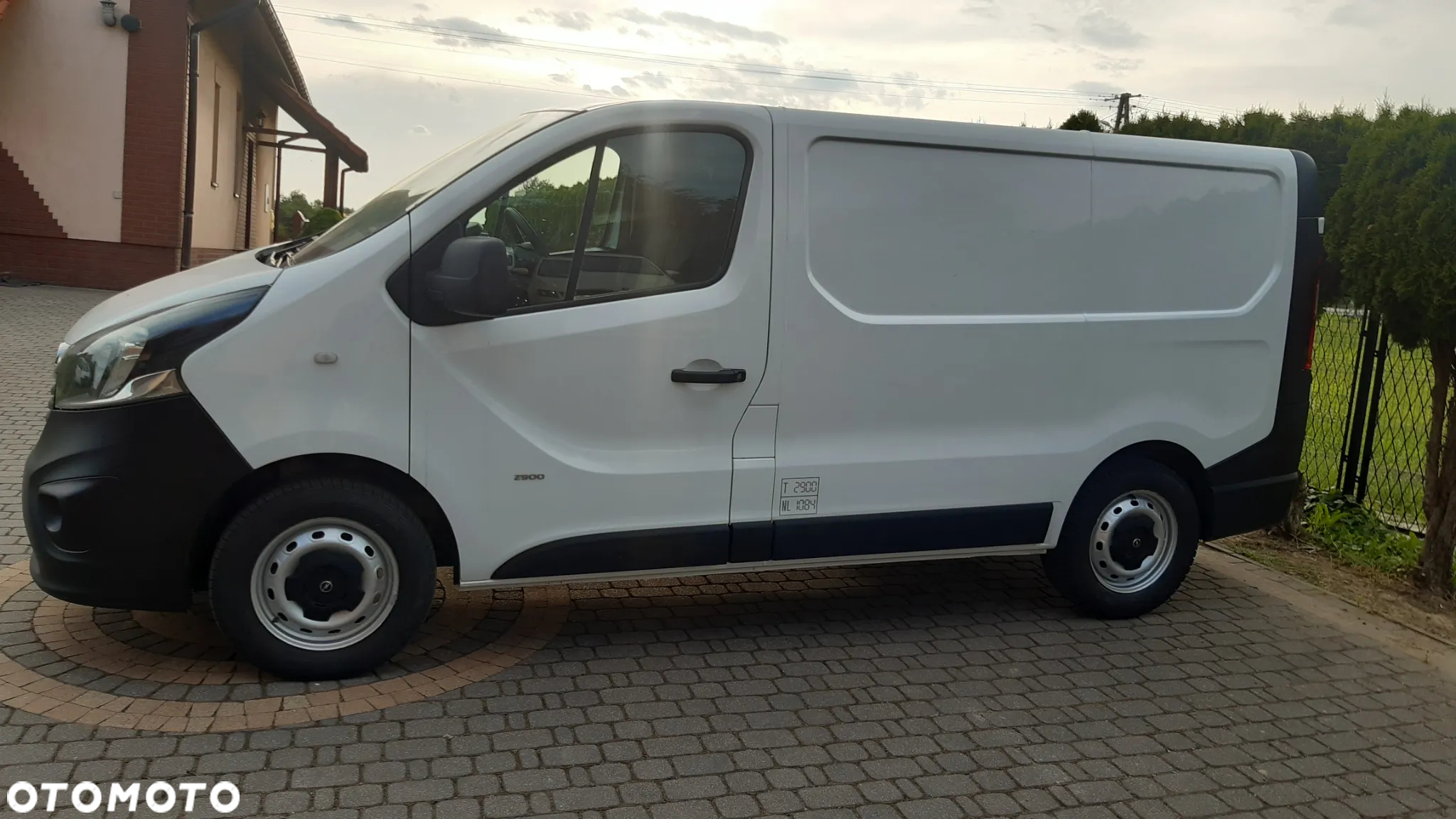 Opel Vivaro - 23