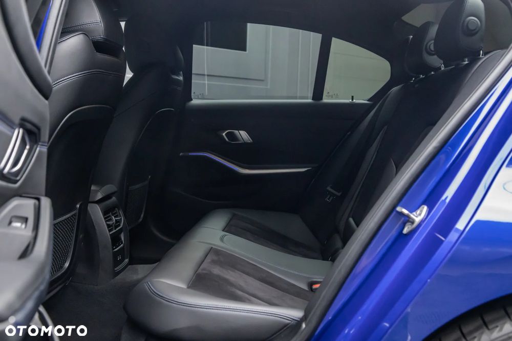 BMW Seria 3 320d mHEV M Sport - 13