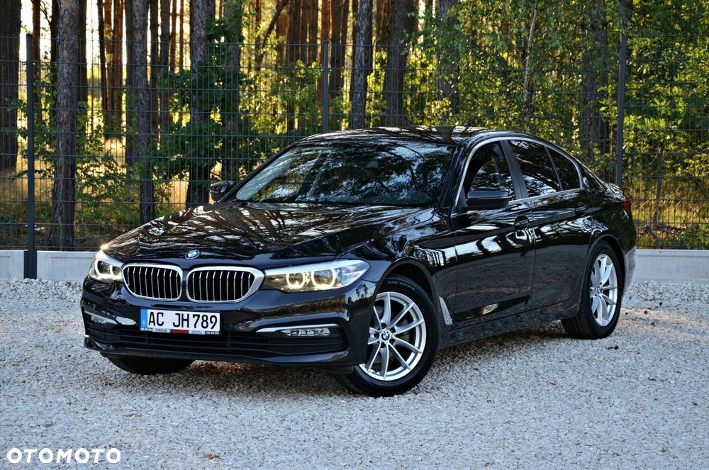 BMW Seria 5 520d Sport Line - 12