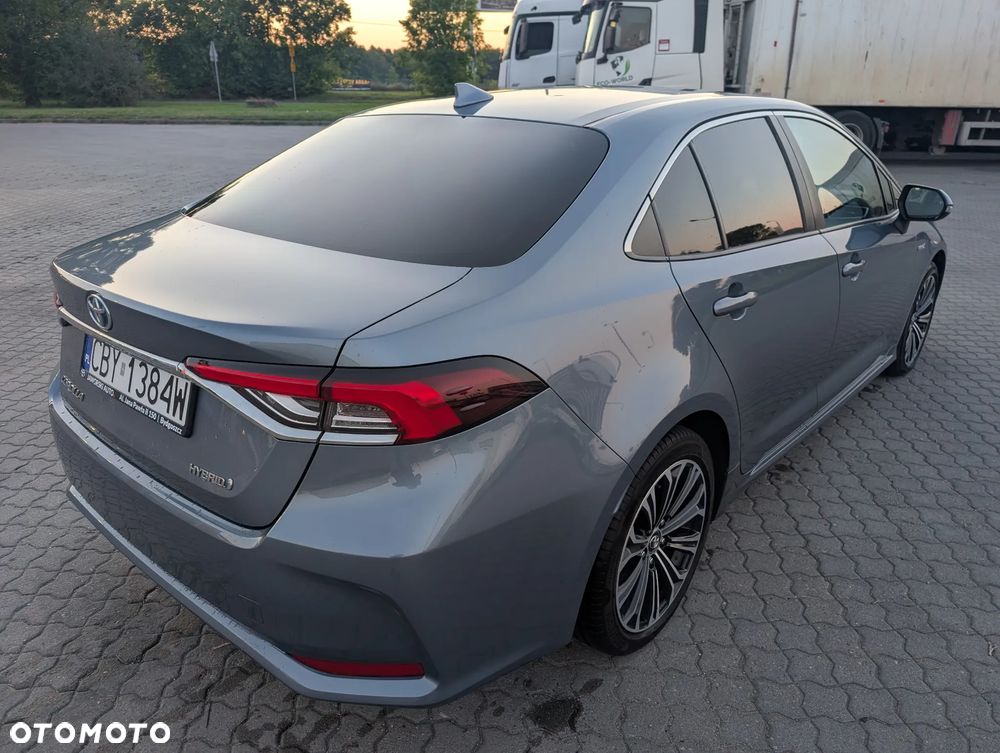 Toyota Corolla - 5