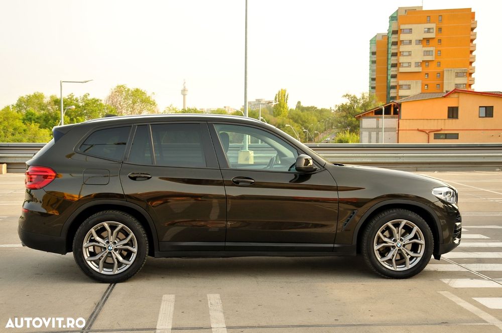BMW X3 xDrive20i AT Advantage - 7