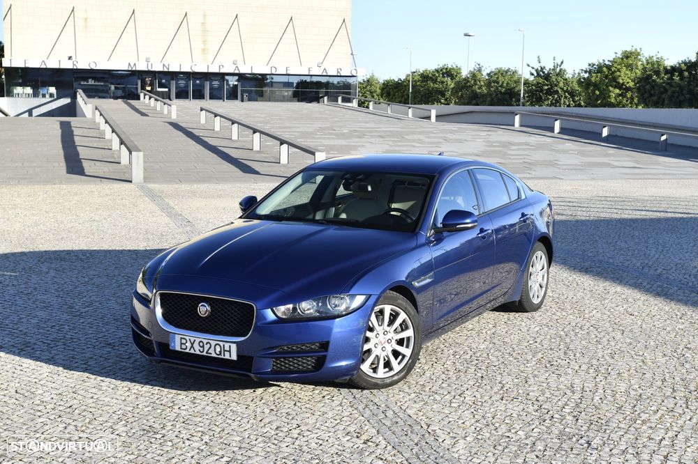 Jaguar XE 20d Aut. Portfolio - 5