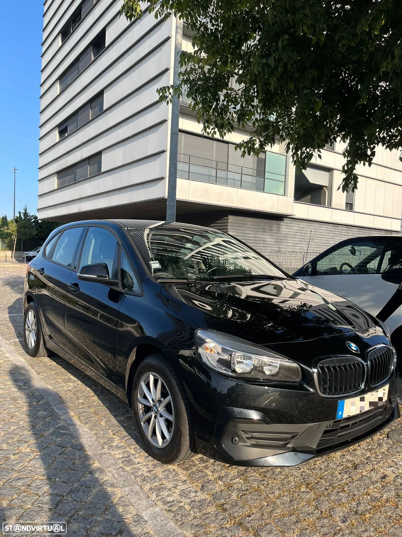 BMW 216 Active Tourer d - 1
