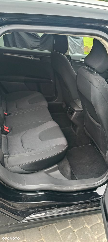 Ford Mondeo 2.0 TDCi Titanium PowerShift - 9