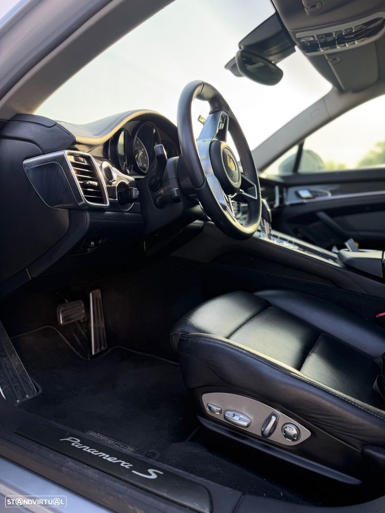 Porsche Panamera S Hybrid - 17