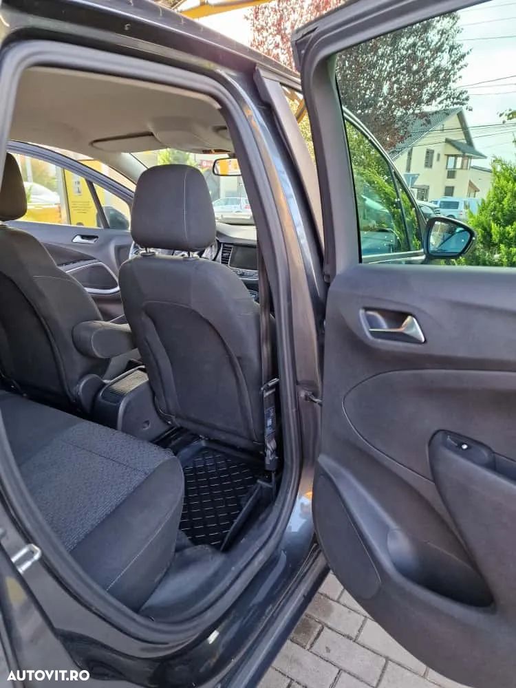 Opel Crossland - 13