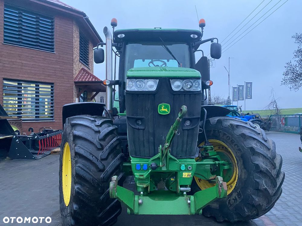 John Deere 7200 R  7230  CASE PUMA 6215 R - 9