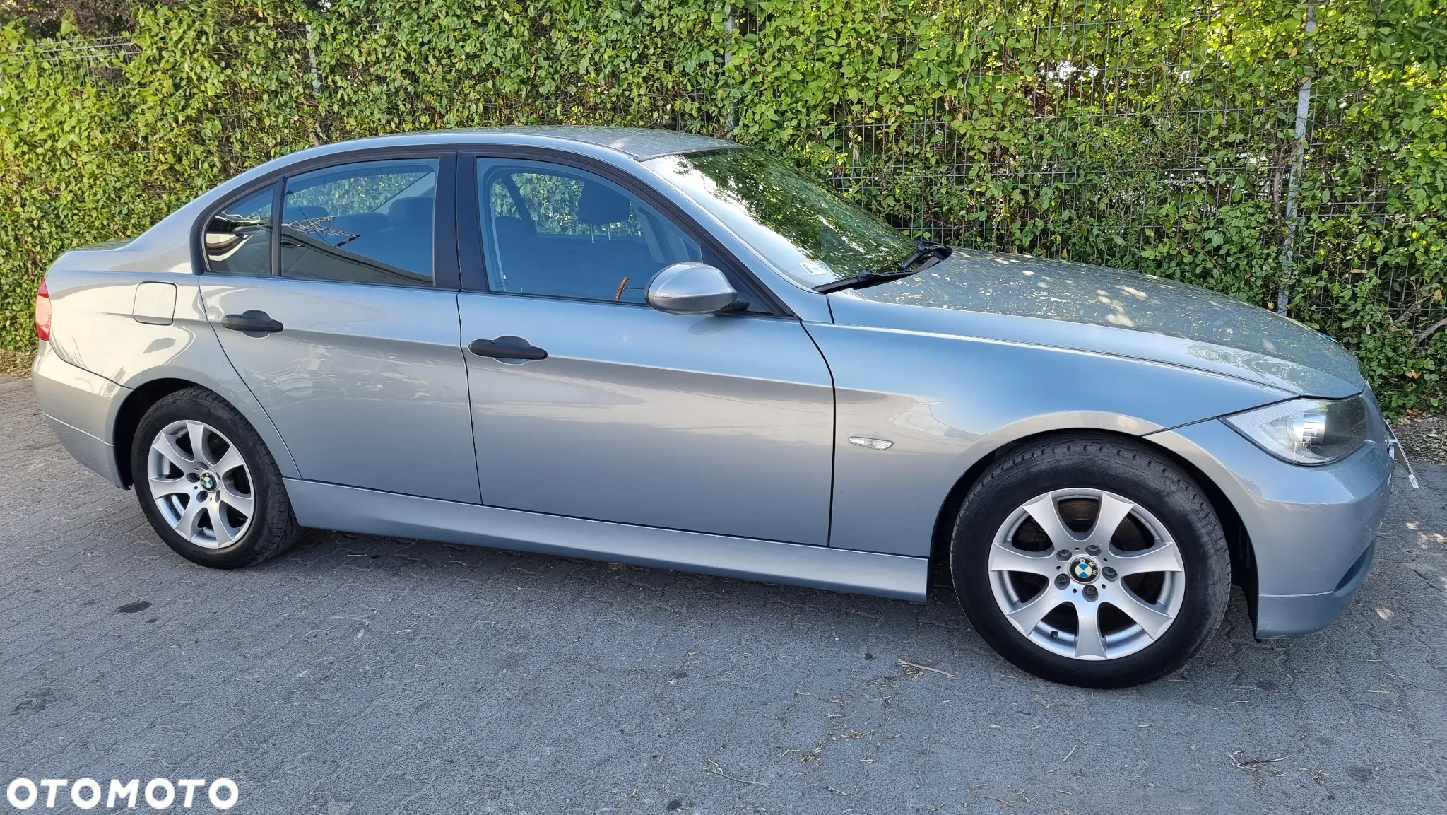 BMW Seria 3 318i - 30