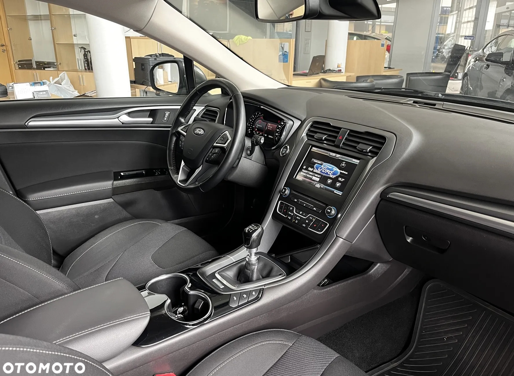 Ford Mondeo 2.0 TDCi Start-Stopp Titanium - 22