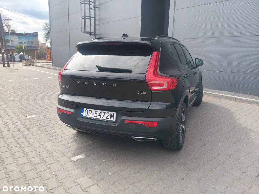 Volvo XC 40 T3 R-Design - 14