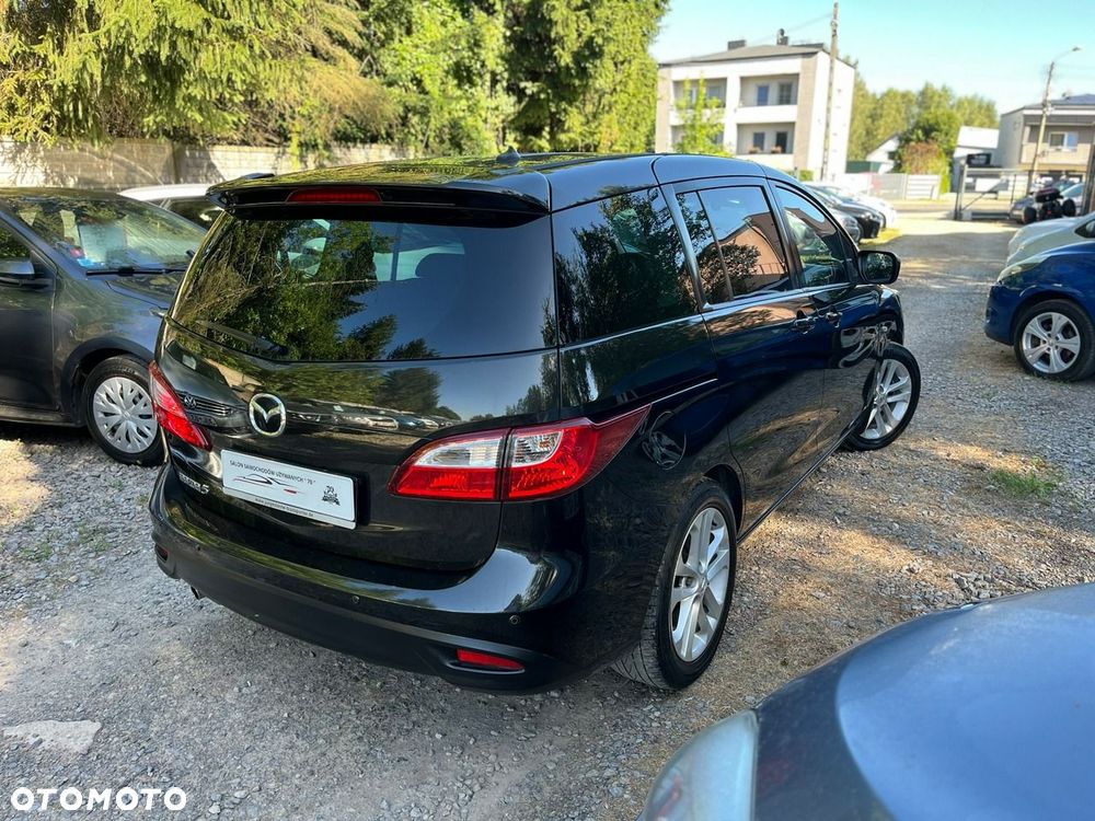 Mazda 5 - 8