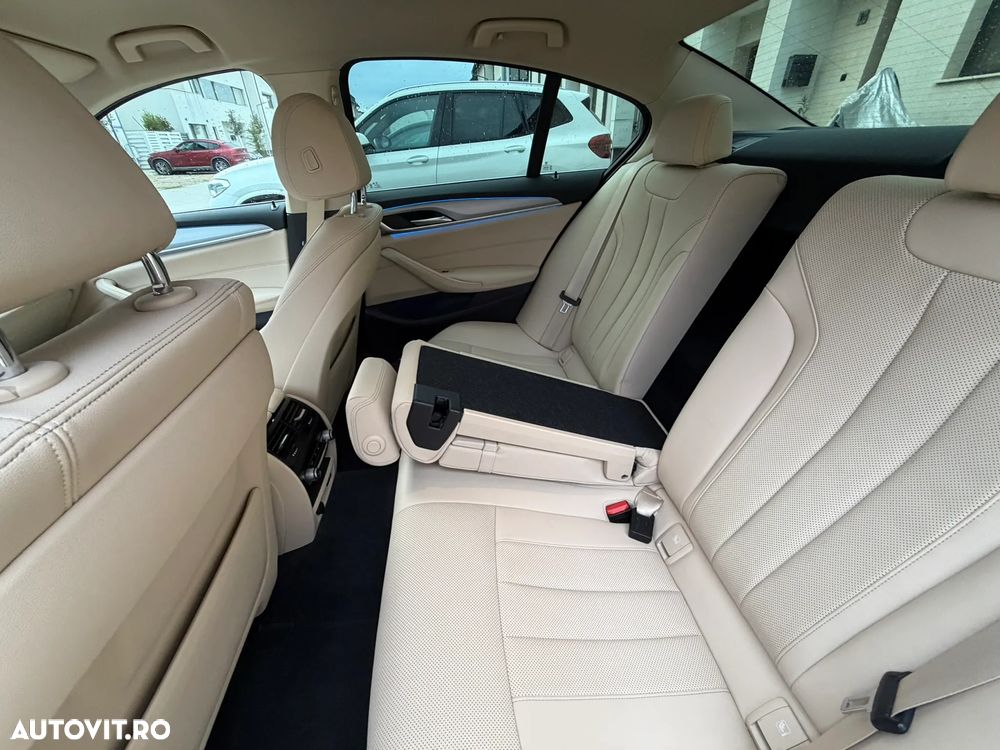 BMW Seria 5 530e xDrive Aut. Luxury Line - 18