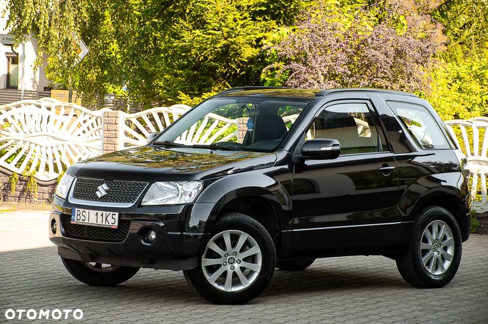 Suzuki Grand Vitara 2.4 Comfort - 30