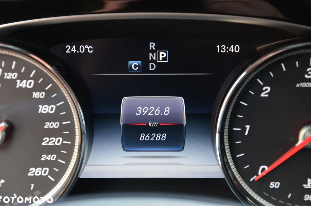 Mercedes-Benz Klasa E 220 d 9G-TRONIC - 20