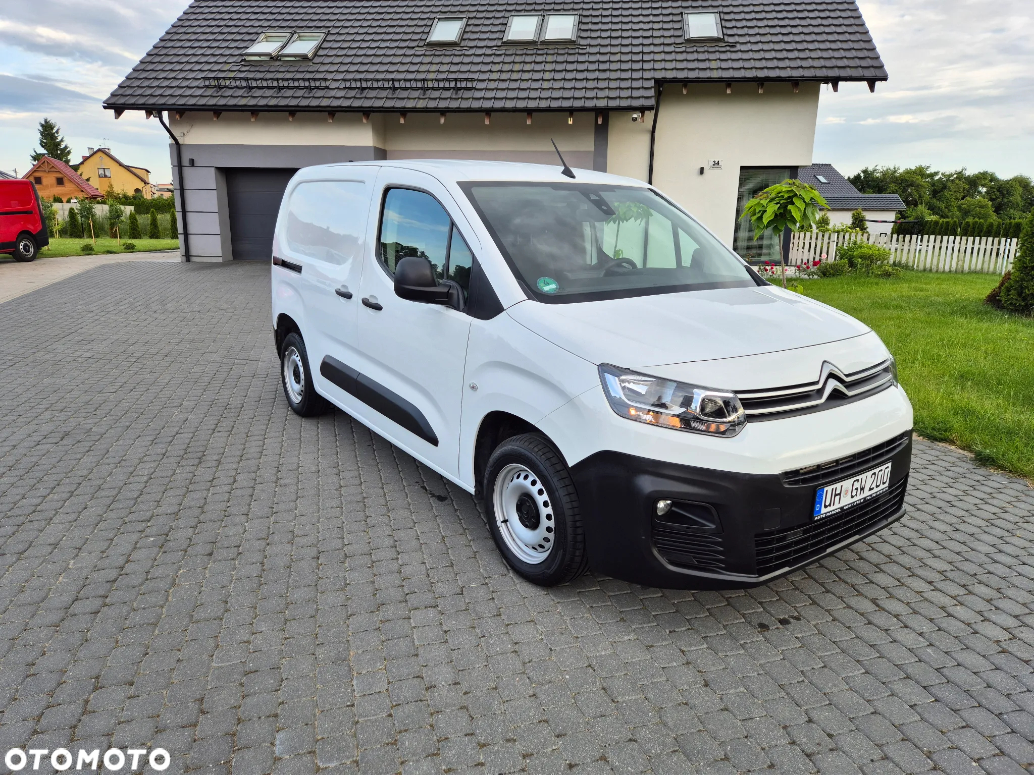 Citroën BERLINGO - 11