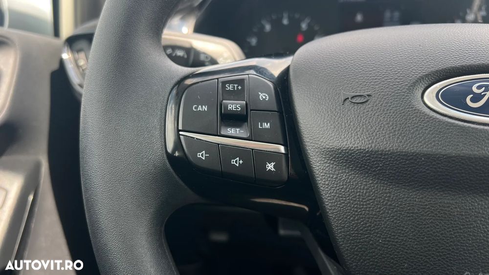 Ford Fiesta 1.0 EcoBoost Powershift Trend - 18