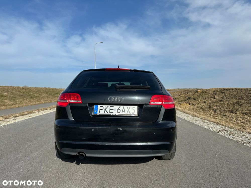 Audi A3 Sportback 1.6 TDI DPF Ambiente S tronic - 7