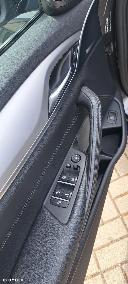 BMW Seria 5 520d Luxury Line - 12