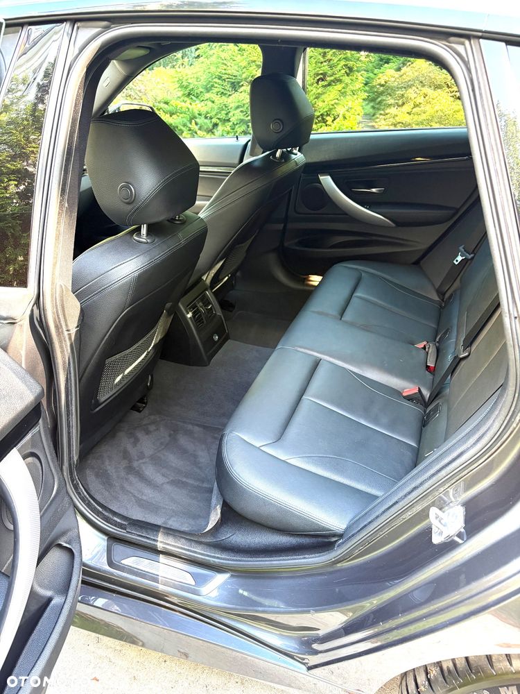BMW 3GT 320d xDrive M Sport - 12