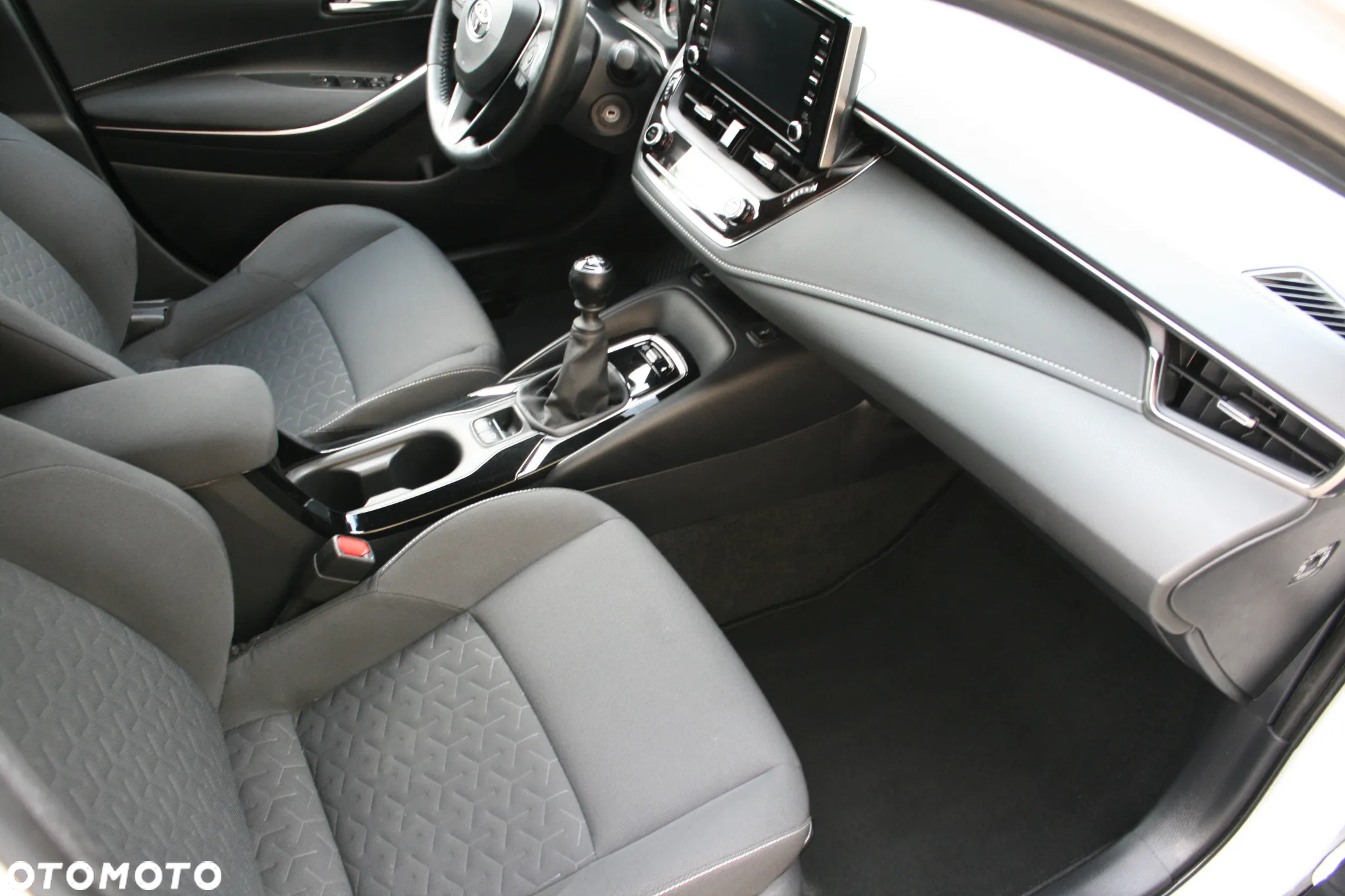 Toyota Corolla 1.2 Turbo Touring Sports Comfort - 27
