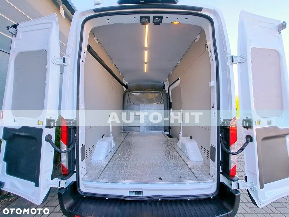 Ford Transit - 15