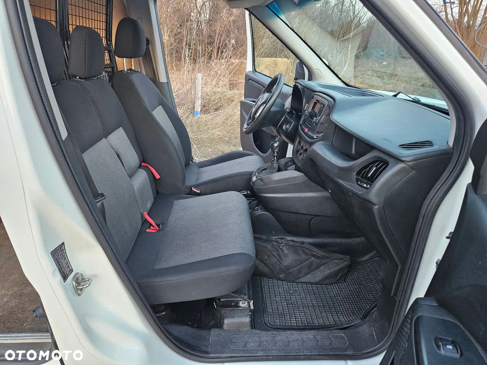 Fiat Doblo Cargo Maxi SX L2H1 1.6 MJ 105KM - 18