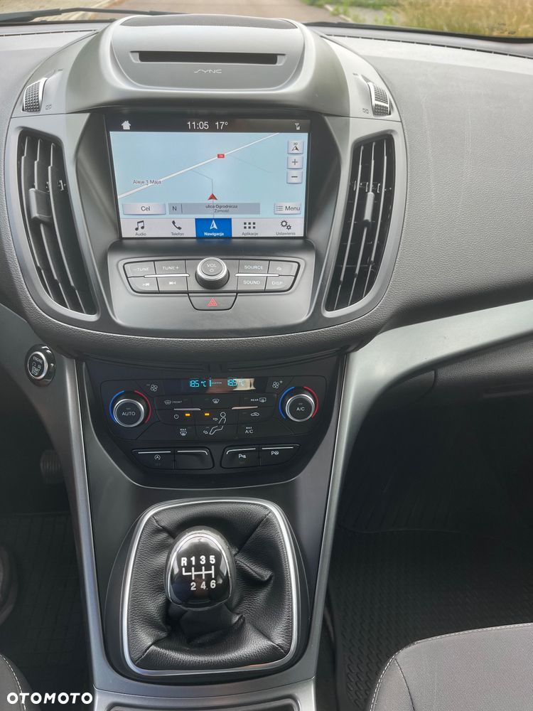 Ford Kuga - 21