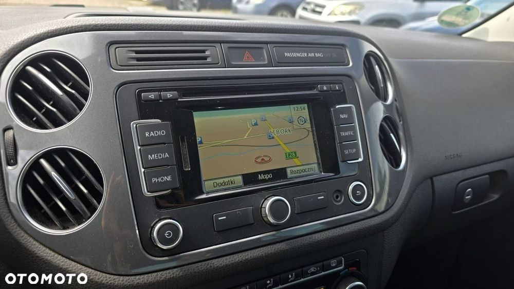 Volkswagen Tiguan - 19