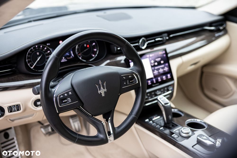 Maserati Quattroporte GranLusso S - 16