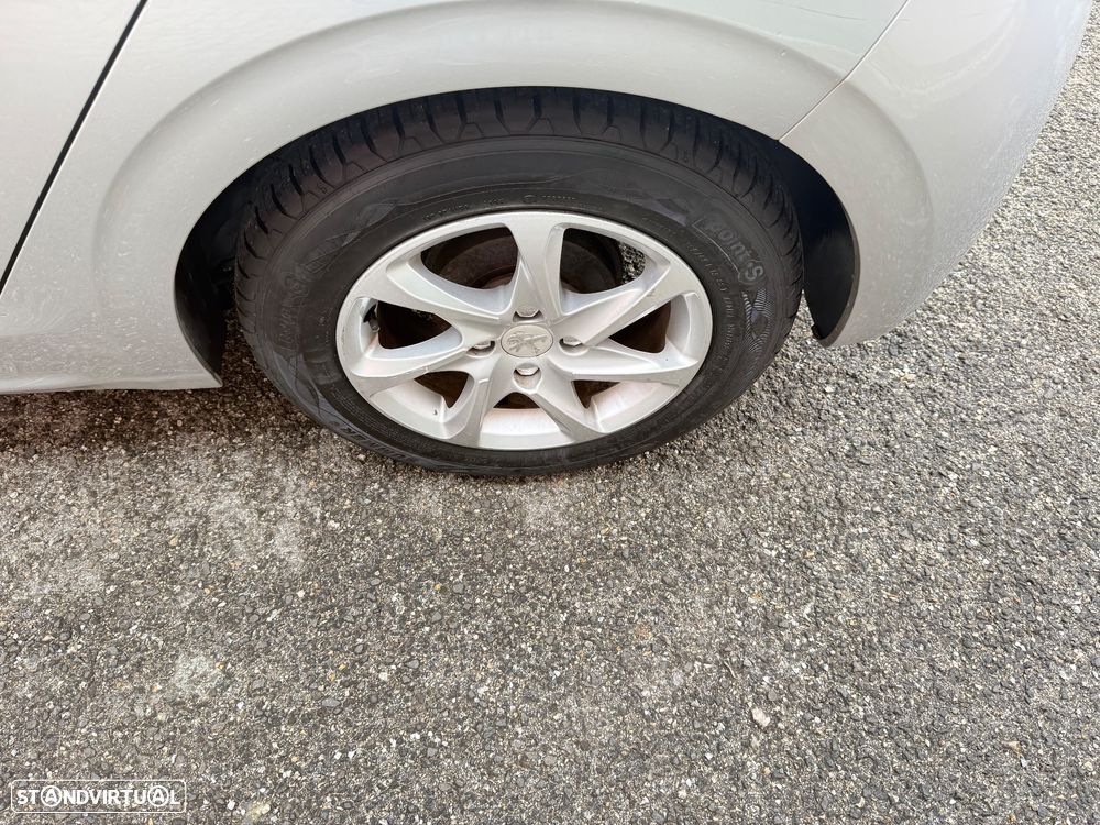 Peugeot 208 1.4 HDi Active - 10