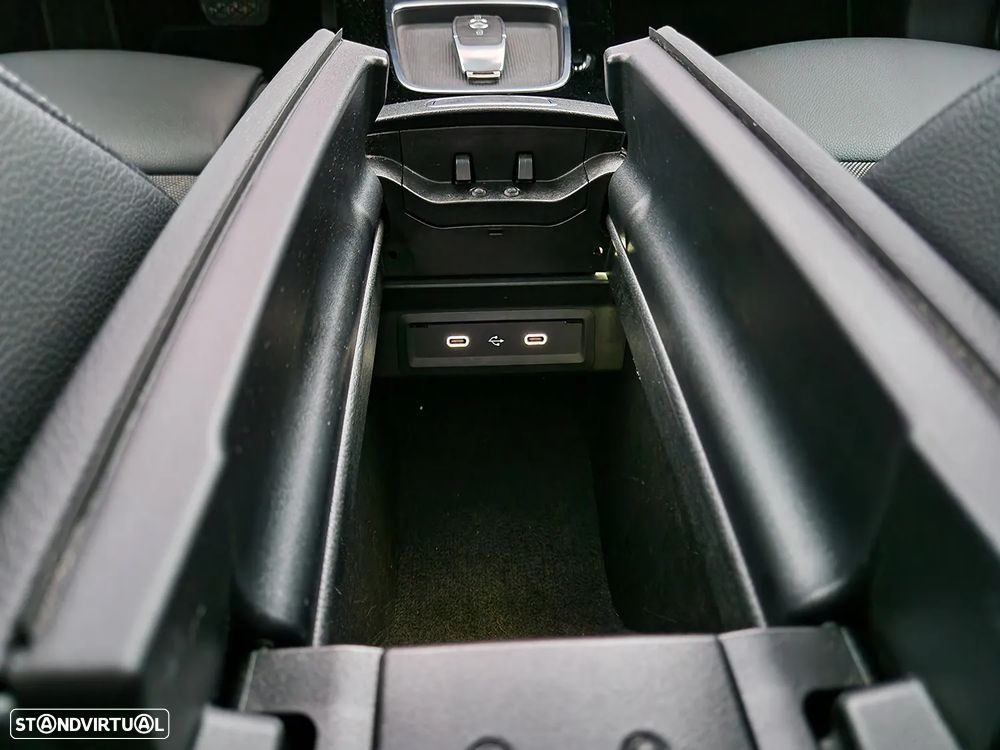 Mercedes-Benz A 250 e - 52