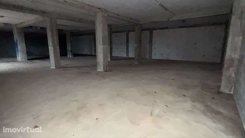Armazem 369m2 Braga-Lago - Grande imagem: 4/10