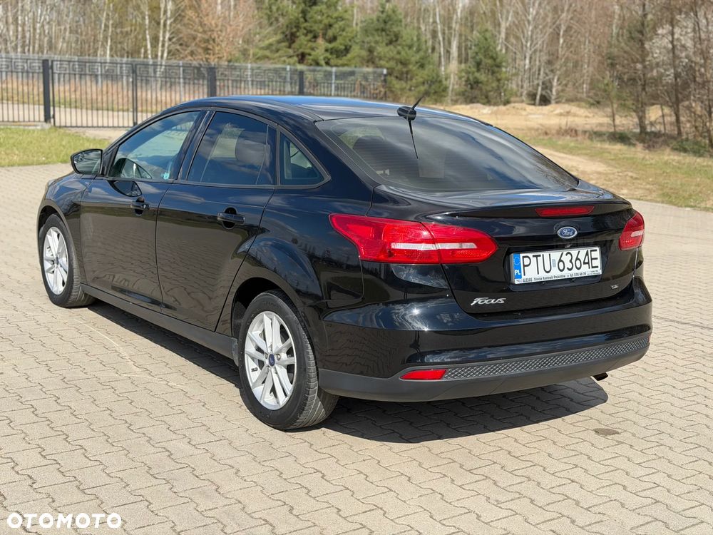 Ford Focus - 4