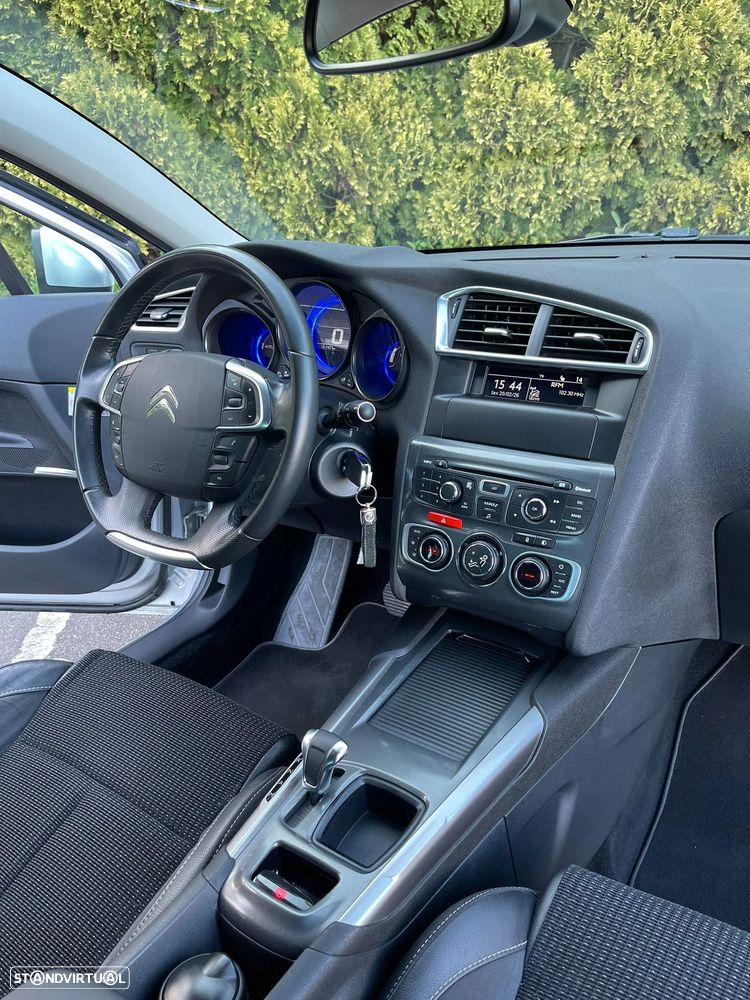 Citroën C4 1.6 e-HDi Exclusive CMP6 - 8