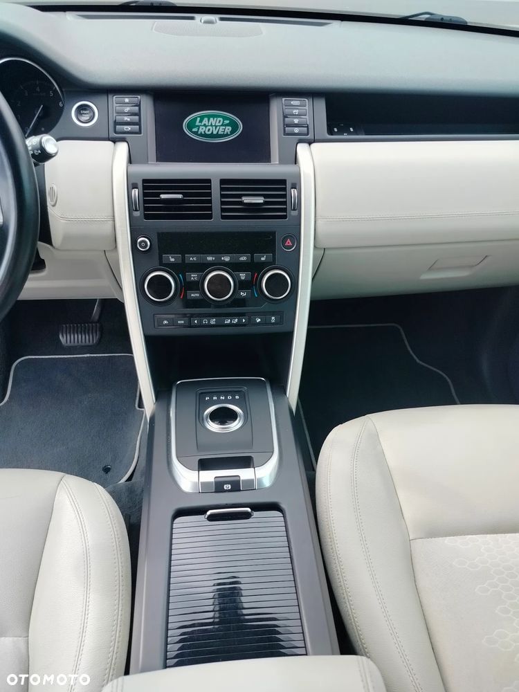 Land Rover Discovery Sport 2.0 Si4 SE - 12