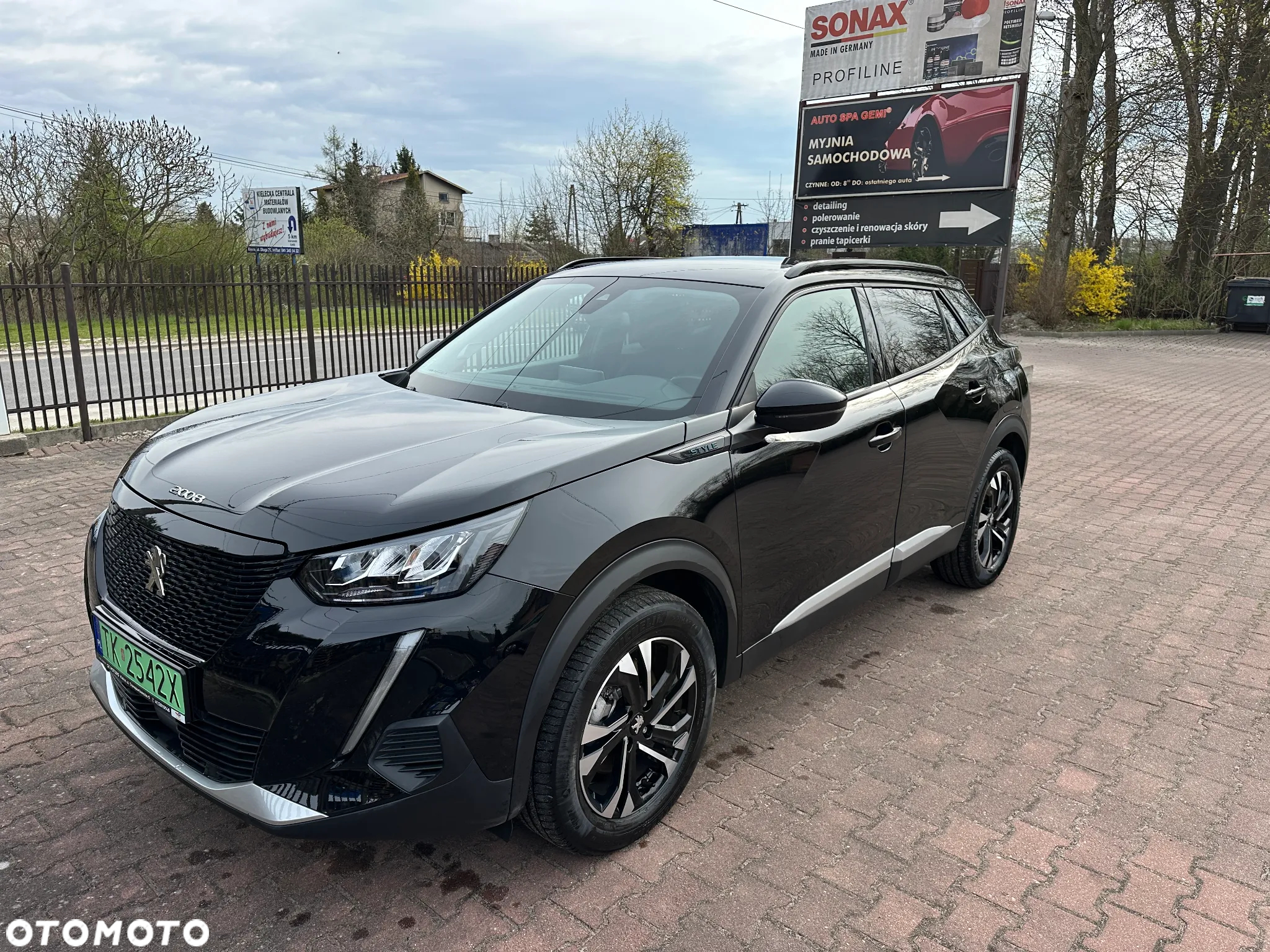 Peugeot 2008 Elektro 136 Style - 4
