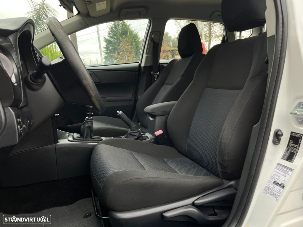 Toyota Auris 1.4 D-4D ACtive+AC - 9