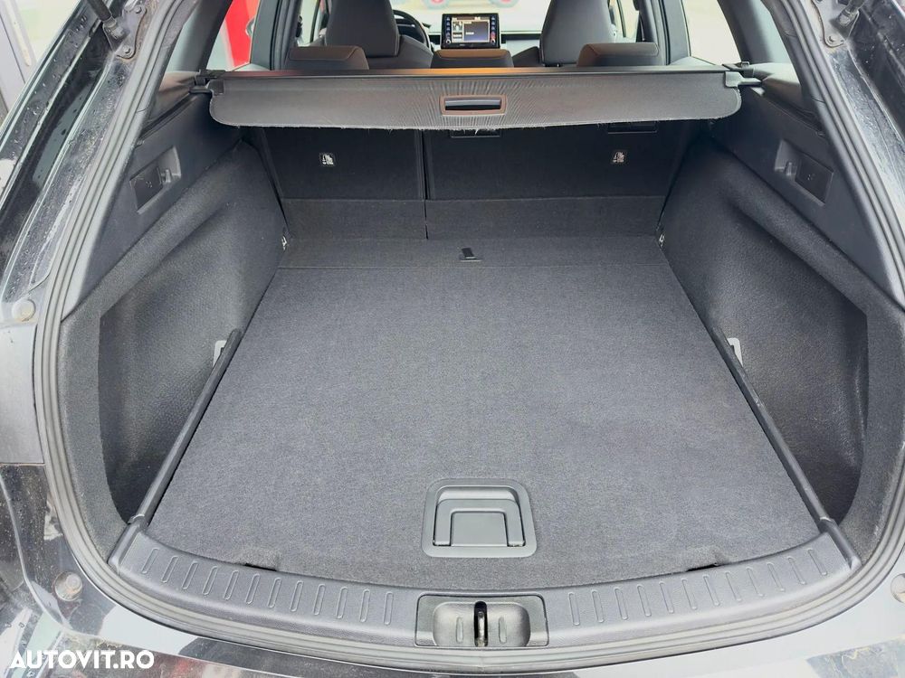 Toyota Corolla 1.8 HSD TS Dynamic - 17