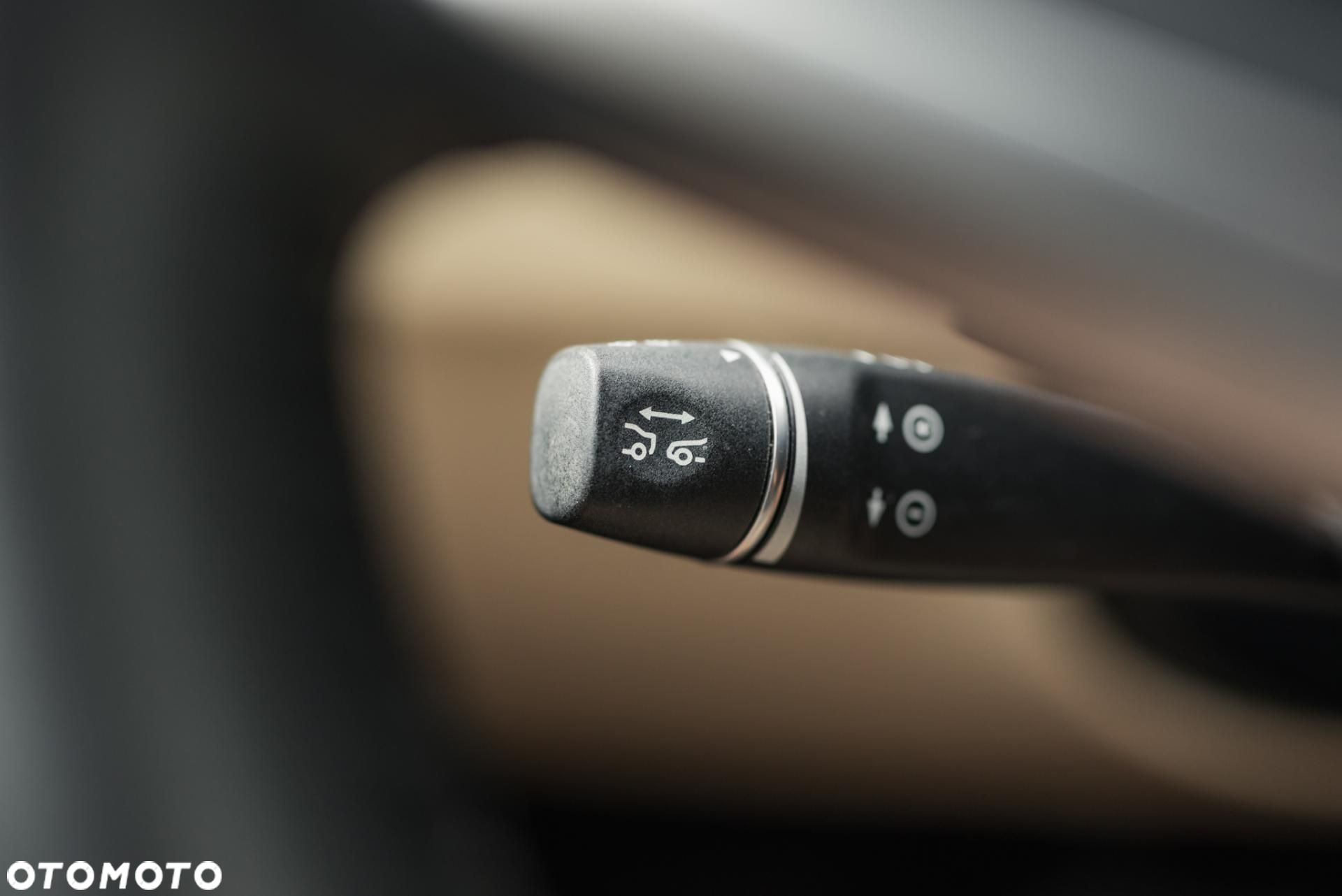Tesla Model S - 28
