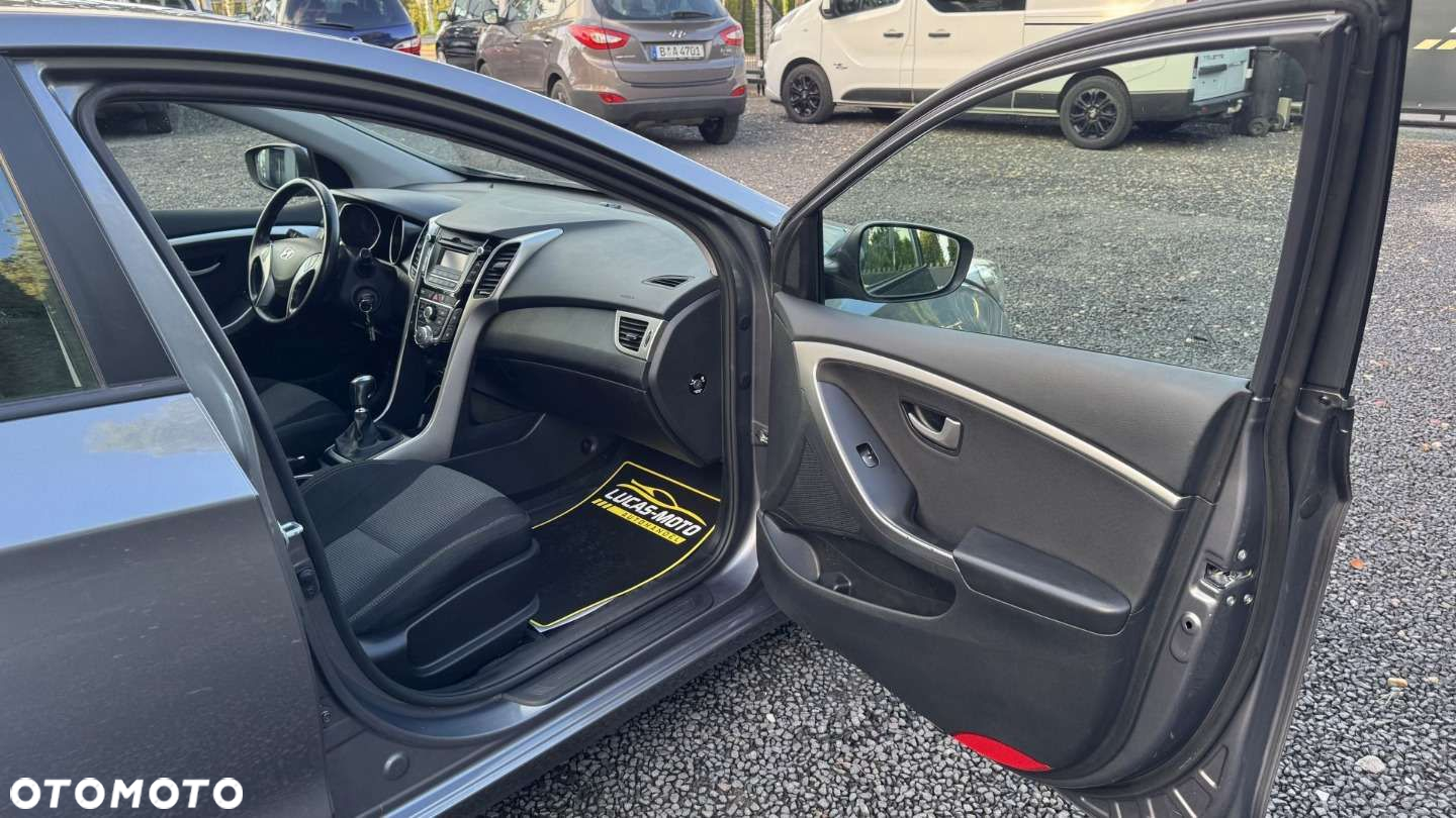 Hyundai i30 - 22