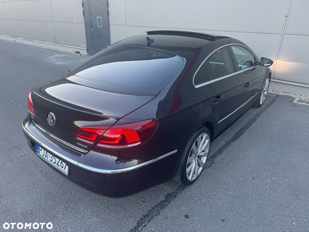 Volkswagen Passat CC - 11