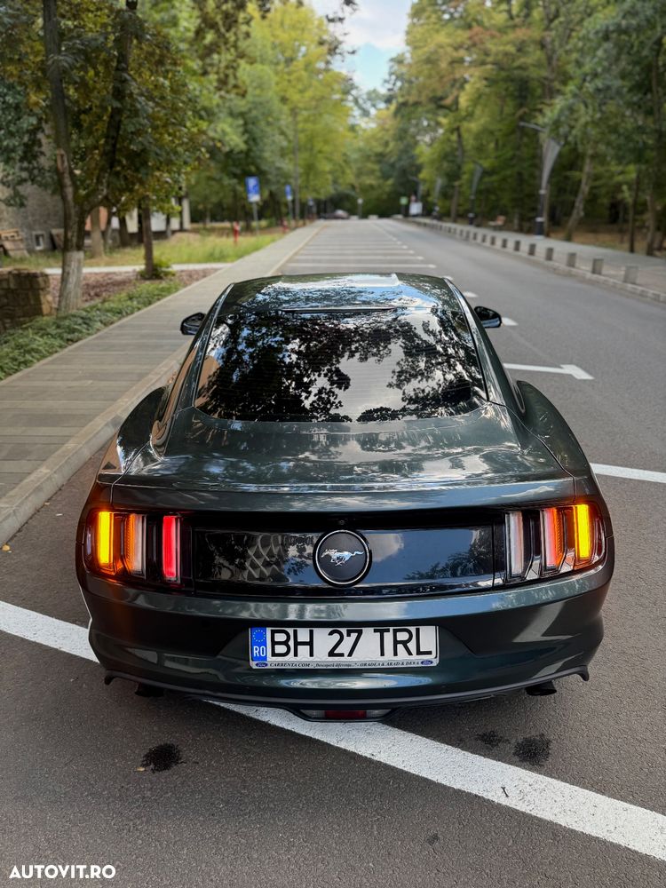 Ford Mustang 2.3 EcoBoost Aut. - 2