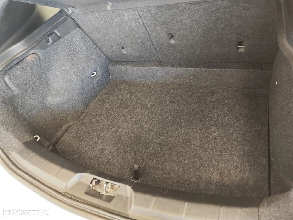 Volvo V40 1.6 D2 Summum Eco - 47