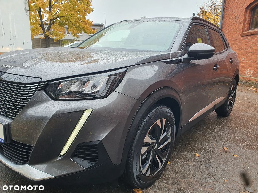 Peugeot 2008 PureTech 130 EAT8 Allure - 10