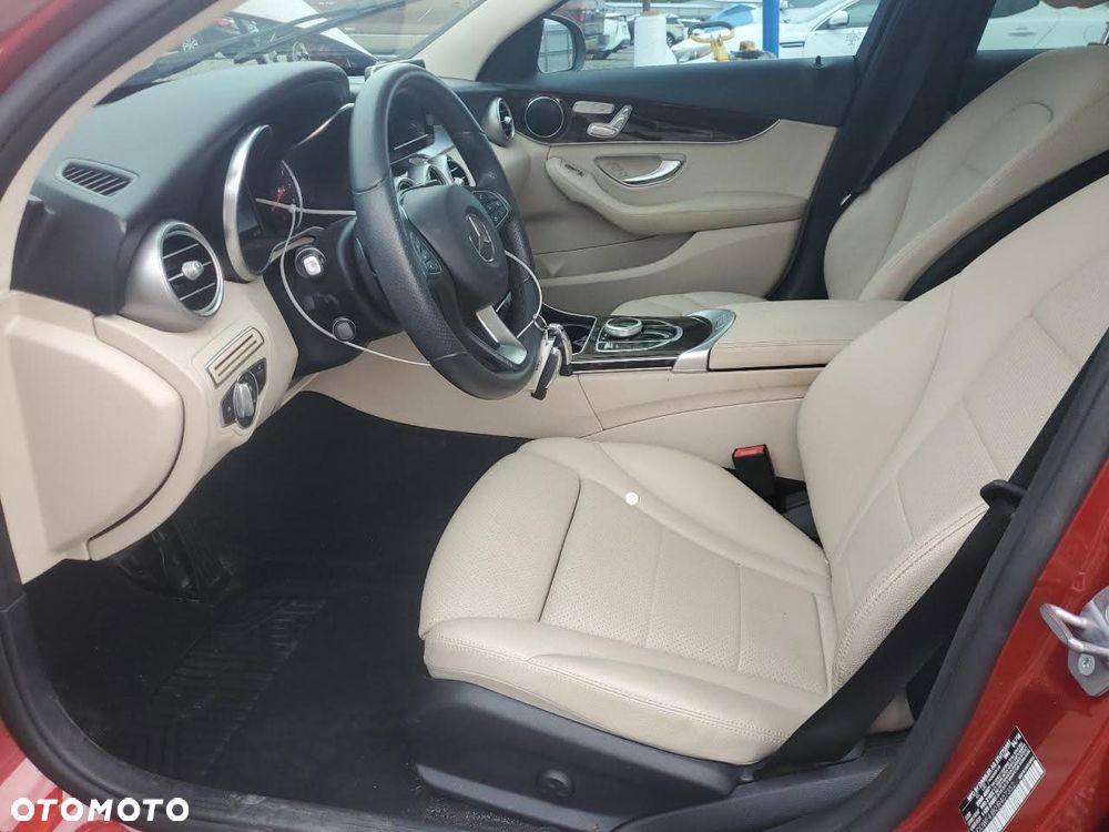 Mercedes-Benz Klasa C 300 9G-TRONIC - 8